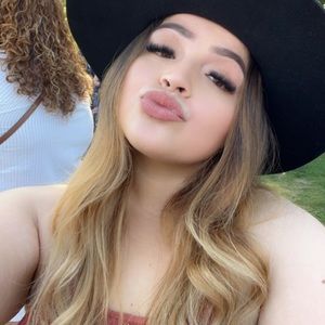 Meet your posher Isabel!!